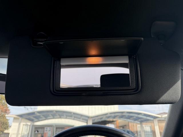 フェアレディＺ ベースグレード　禁煙車　６速ＭＴ　純正ナビ　フルセグ　バックカメラ　ＨＩＤオートライト　フォグライト　Ｂｌｕｅｔｏｏｔｈ接続　ミュージックサーバー　ＣＤ＆ＤＶＤ再生　ハンズフリー通話　横滑り防止　ステアリングスイッチ（59枚目）