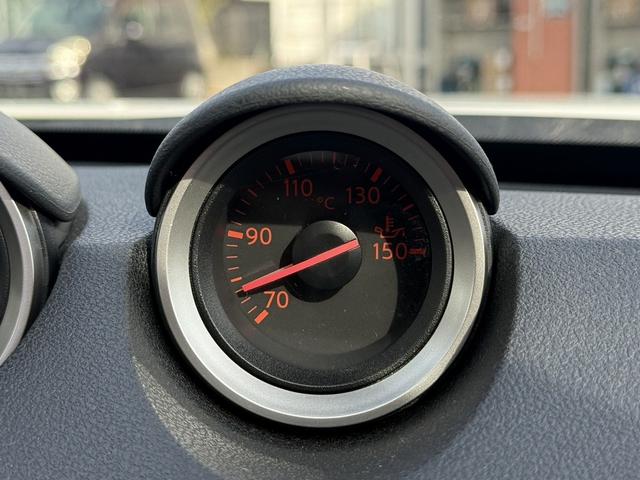 フェアレディＺ ベースグレード　禁煙車　６速ＭＴ　純正ナビ　フルセグ　バックカメラ　ＨＩＤオートライト　フォグライト　Ｂｌｕｅｔｏｏｔｈ接続　ミュージックサーバー　ＣＤ＆ＤＶＤ再生　ハンズフリー通話　横滑り防止　ステアリングスイッチ（62枚目）