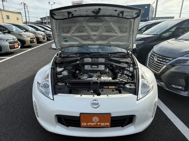 フェアレディＺ ベースグレード　禁煙車　６速ＭＴ　純正ナビ　フルセグ　バックカメラ　ＨＩＤオートライト　フォグライト　Ｂｌｕｅｔｏｏｔｈ接続　ミュージックサーバー　ＣＤ＆ＤＶＤ再生　ハンズフリー通話　横滑り防止　ステアリングスイッチ（72枚目）