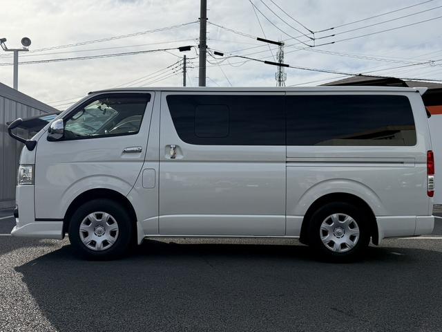 ハイエースバン ロングスーパーＧＬ　禁煙車　ＬＥＤヘッドライト　オプション助手席エアバック　ＡＣ１００Ｖ電源　社外ナビ　バックカメラ　両側スライドドア　オートエアコン　ビルドインＥＴＣ２．０　ＵＳＢ端子　ハンズフリー通話　電格ミラー（11枚目）