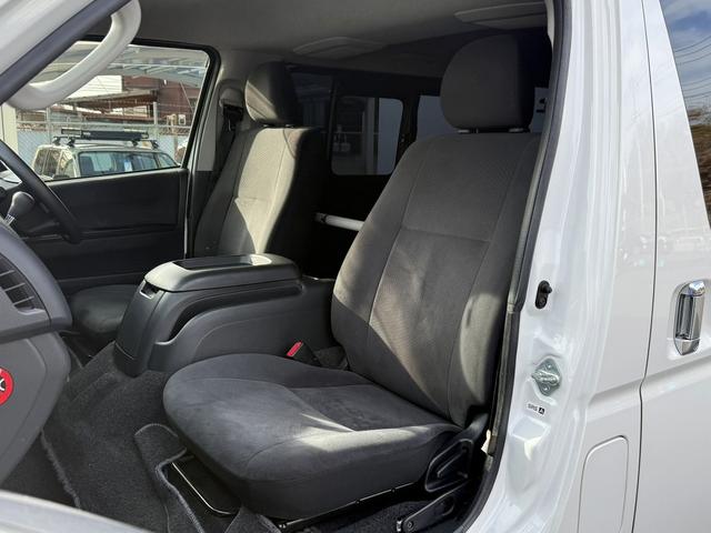 ハイエースバン ロングスーパーＧＬ　禁煙車　ＬＥＤヘッドライト　オプション助手席エアバック　ＡＣ１００Ｖ電源　社外ナビ　バックカメラ　両側スライドドア　オートエアコン　ビルドインＥＴＣ２．０　ＵＳＢ端子　ハンズフリー通話　電格ミラー（48枚目）