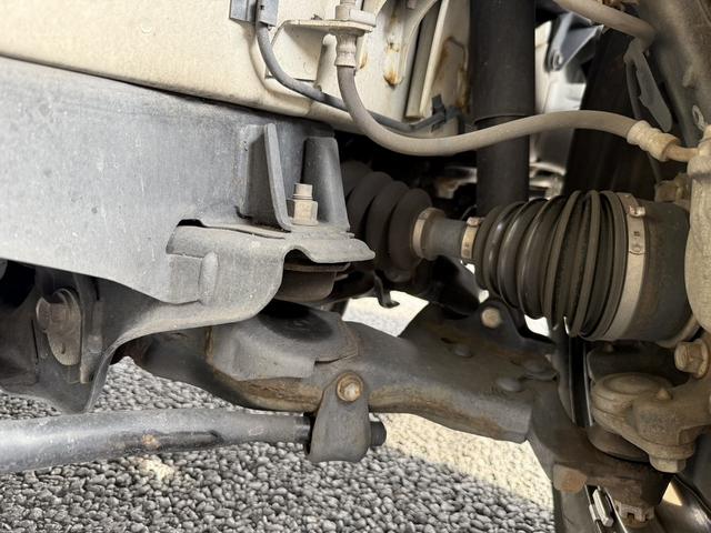 ハイエースバン ロングスーパーＧＬ　禁煙車　ＬＥＤヘッドライト　オプション助手席エアバック　ＡＣ１００Ｖ電源　社外ナビ　バックカメラ　両側スライドドア　オートエアコン　ビルドインＥＴＣ２．０　ＵＳＢ端子　ハンズフリー通話　電格ミラー（69枚目）