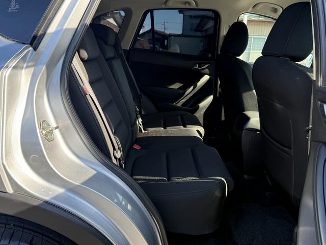 ＣＸ－５ ＸＤ　プロアクティブ　後期型　禁煙車　フルセグ　サイド・バックカメラ　４ＷＤ　アダプティブクルーズコントロール　衝突軽減ブレーキ　クリアランスソナー　ＥＴＣ　ＬＥＤヘッドライト　Ｂｌｕｅｔｏｏｔｈ　ＤＶＤ再生　純正１７ＡＷ（44枚目）