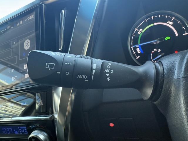 アルファードハイブリッド ＳＲ　禁煙車　後期型　ツインサンルーフ　純正１０型ナビ　フリップダウンモニター　フルモデリスタ　シートエアコン　衝突軽減　運転支援　デジタルインナーミラー　ブラインドスポット　両側電動スライド　３眼ＬＥＤ（49枚目）