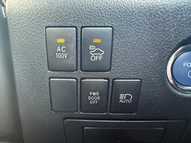 アルファードハイブリッド ＳＲ　禁煙車　後期型　ツインサンルーフ　純正１０型ナビ　フリップダウンモニター　フルモデリスタ　シートエアコン　衝突軽減　運転支援　デジタルインナーミラー　ブラインドスポット　両側電動スライド　３眼ＬＥＤ（53枚目）