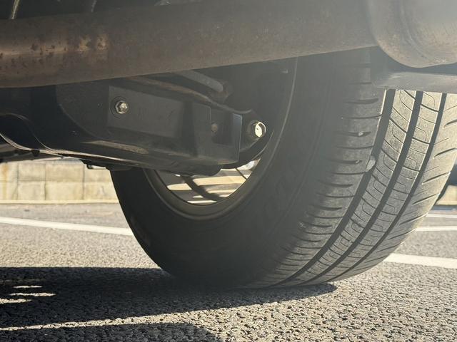 アルファードハイブリッド ＳＲ　禁煙車　後期型　ツインサンルーフ　純正１０型ナビ　フリップダウンモニター　フルモデリスタ　シートエアコン　衝突軽減　運転支援　デジタルインナーミラー　ブラインドスポット　両側電動スライド　３眼ＬＥＤ（77枚目）