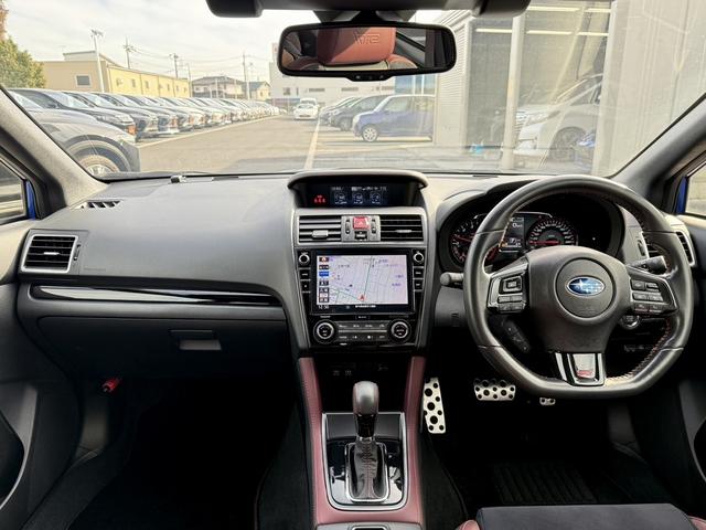 ＷＲＸ Ｓ４ ＳＴＩスポーツアイサイト　禁煙車　純正８インチナビ　フルセグ　フロント・サイド・バックカメラ　衝突軽減ブレーキ　ＲＥＣＡＲＯハーフレザーシート　シートヒーター　パワーシート　ブラインドスポットモニター　ＥＴＣ　ＬＥＤヘッド（18枚目）