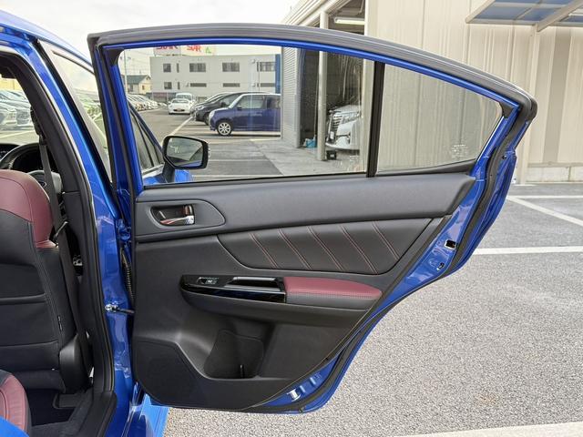 ＷＲＸ Ｓ４ ＳＴＩスポーツアイサイト　禁煙車　純正８インチナビ　フルセグ　フロント・サイド・バックカメラ　衝突軽減ブレーキ　ＲＥＣＡＲＯハーフレザーシート　シートヒーター　パワーシート　ブラインドスポットモニター　ＥＴＣ　ＬＥＤヘッド（38枚目）