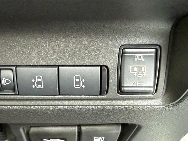 セレナ ｅ－パワー　ハイウェイスターＶ　禁煙車　プロパイロット　ハンズフリー両側電動スライドドア　インテリジェントエマージェンシーブレーキ　純正１６インチアルミホイール　ナビ　バックカメラ　ＥＴＣ　ＵＳＢ電源ソケット　ＬＥＤヘッドライト（7枚目）