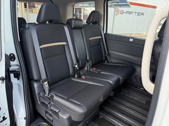 セレナ ｅ－パワー　ハイウェイスターＶ　禁煙車　プロパイロット　ハンズフリー両側電動スライドドア　インテリジェントエマージェンシーブレーキ　純正１６インチアルミホイール　ナビ　バックカメラ　ＥＴＣ　ＵＳＢ電源ソケット　ＬＥＤヘッドライト（16枚目）