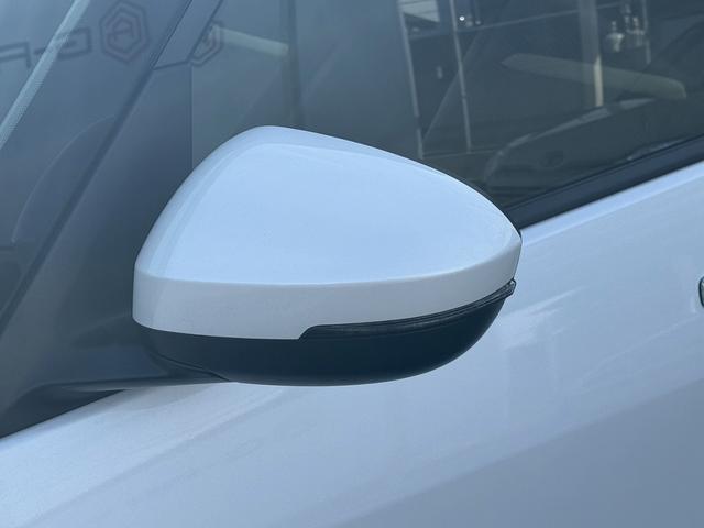 セレナ ｅ－パワー　ハイウェイスターＶ　禁煙車　プロパイロット　ハンズフリー両側電動スライドドア　インテリジェントエマージェンシーブレーキ　純正１６インチアルミホイール　ナビ　バックカメラ　ＥＴＣ　ＵＳＢ電源ソケット　ＬＥＤヘッドライト（33枚目）