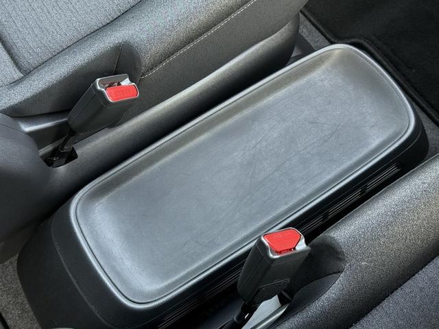 セレナ ｅ－パワー　ハイウェイスターＶ　禁煙車　プロパイロット　ハンズフリー両側電動スライドドア　インテリジェントエマージェンシーブレーキ　純正１６インチアルミホイール　ナビ　バックカメラ　ＥＴＣ　ＵＳＢ電源ソケット　ＬＥＤヘッドライト（61枚目）