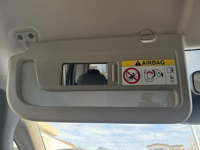 セレナ ｅ－パワー　ハイウェイスターＶ　禁煙車　プロパイロット　ハンズフリー両側電動スライドドア　インテリジェントエマージェンシーブレーキ　純正１６インチアルミホイール　ナビ　バックカメラ　ＥＴＣ　ＵＳＢ電源ソケット　ＬＥＤヘッドライト（64枚目）