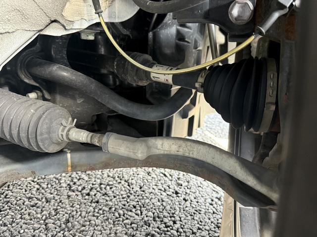 セレナ ｅ－パワー　ハイウェイスターＶ　禁煙車　プロパイロット　ハンズフリー両側電動スライドドア　インテリジェントエマージェンシーブレーキ　純正１６インチアルミホイール　ナビ　バックカメラ　ＥＴＣ　ＵＳＢ電源ソケット　ＬＥＤヘッドライト（70枚目）