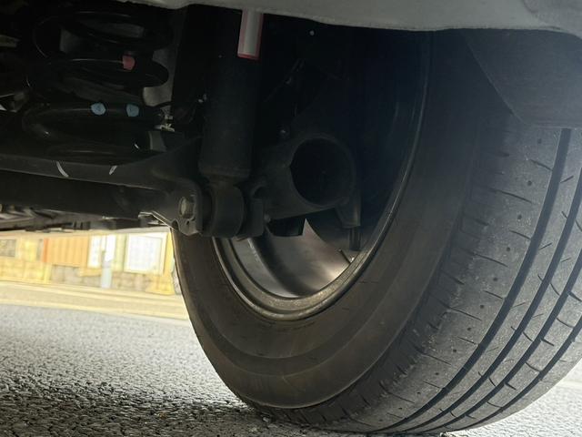 セレナ ｅ－パワー　ハイウェイスターＶ　禁煙車　プロパイロット　ハンズフリー両側電動スライドドア　インテリジェントエマージェンシーブレーキ　純正１６インチアルミホイール　ナビ　バックカメラ　ＥＴＣ　ＵＳＢ電源ソケット　ＬＥＤヘッドライト（72枚目）