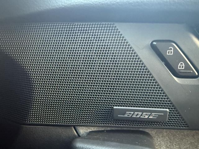 ＭＸ－３０ロータリーＥＶ エディションＲ　禁煙車　純正１０．２５インチディスプレイ　ＢＯＳＥサウンド　フルセグ　アラウンドビューカメラ　ステアリングヒーター　ハーフレザー　メモリ機能付パワーシート　ＥＴＣ　シートヒーター　衝突軽減ブレーキ（5枚目）