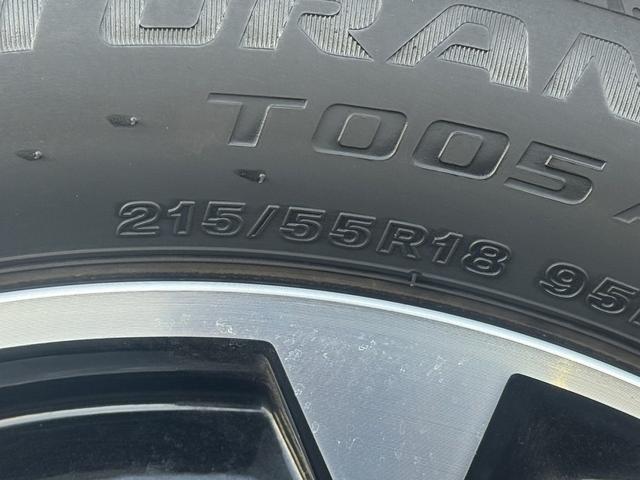 ＭＸ－３０ロータリーＥＶ エディションＲ　禁煙車　純正１０．２５インチディスプレイ　ＢＯＳＥサウンド　フルセグ　アラウンドビューカメラ　ステアリングヒーター　ハーフレザー　メモリ機能付パワーシート　ＥＴＣ　シートヒーター　衝突軽減ブレーキ（28枚目）