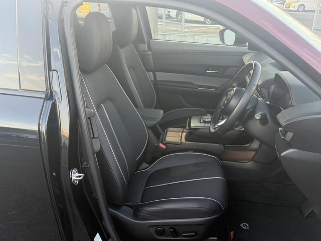 ＭＸ－３０ロータリーＥＶ エディションＲ　禁煙車　純正１０．２５インチディスプレイ　ＢＯＳＥサウンド　フルセグ　アラウンドビューカメラ　ステアリングヒーター　ハーフレザー　メモリ機能付パワーシート　ＥＴＣ　シートヒーター　衝突軽減ブレーキ（36枚目）