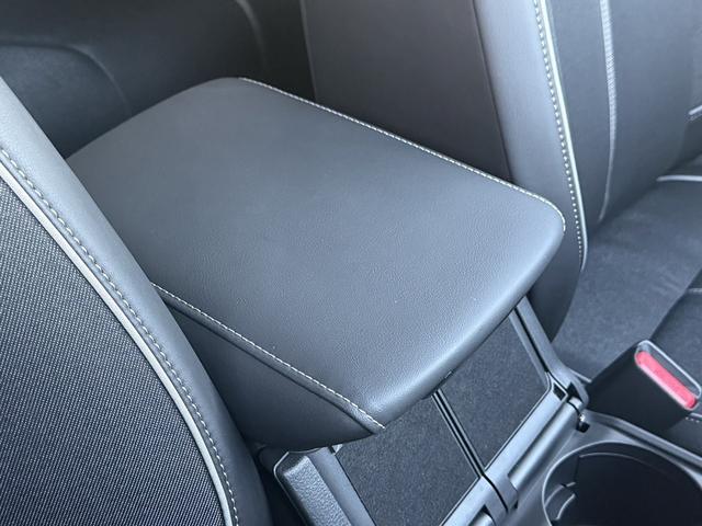 ＭＸ－３０ロータリーＥＶ エディションＲ　禁煙車　純正１０．２５インチディスプレイ　ＢＯＳＥサウンド　フルセグ　アラウンドビューカメラ　ステアリングヒーター　ハーフレザー　メモリ機能付パワーシート　ＥＴＣ　シートヒーター　衝突軽減ブレーキ（60枚目）