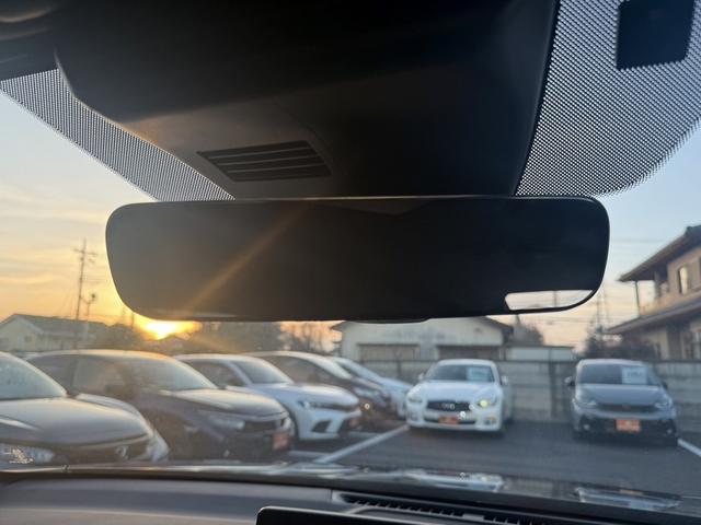 ＭＸ－３０ロータリーＥＶ エディションＲ　禁煙車　純正１０．２５インチディスプレイ　ＢＯＳＥサウンド　フルセグ　アラウンドビューカメラ　ステアリングヒーター　ハーフレザー　メモリ機能付パワーシート　ＥＴＣ　シートヒーター　衝突軽減ブレーキ（62枚目）