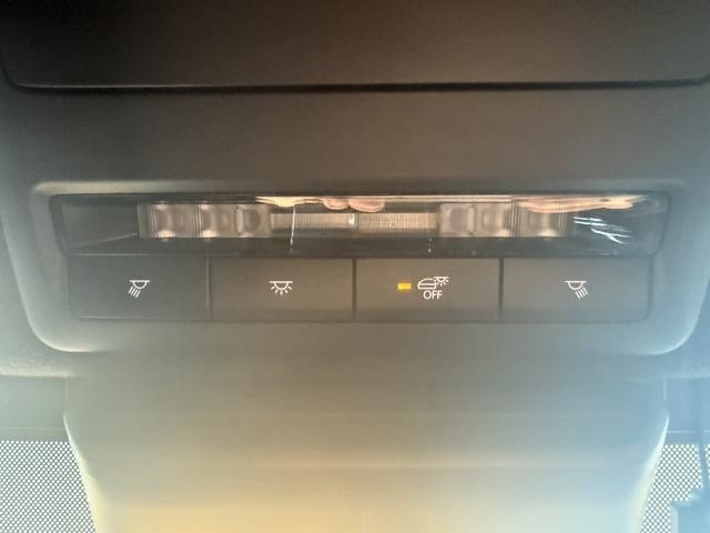 ＭＸ－３０ロータリーＥＶ エディションＲ　禁煙車　純正１０．２５インチディスプレイ　ＢＯＳＥサウンド　フルセグ　アラウンドビューカメラ　ステアリングヒーター　ハーフレザー　メモリ機能付パワーシート　ＥＴＣ　シートヒーター　衝突軽減ブレーキ（63枚目）