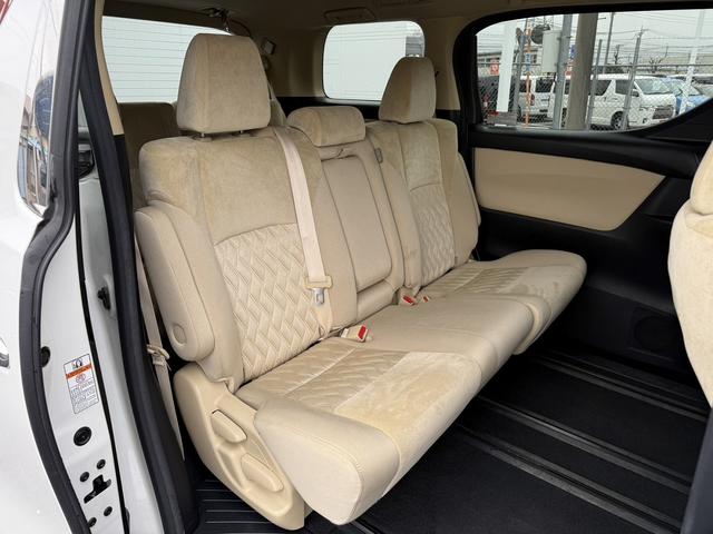 アルファード ２．５Ｘ　禁煙車　純正９型ナビ　セーフティセンス　インテリジェントクリアランスソナー　純正１６インチアルミホイール　バックカメラ　ビルドインＥＴＣ　ＬＥＤヘッド・フォグ　Ｂｌｕｅｔｏｏｔｈ接続（16枚目）
