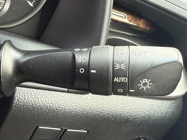 アルファード ２．５Ｘ　禁煙車　純正９型ナビ　セーフティセンス　インテリジェントクリアランスソナー　純正１６インチアルミホイール　バックカメラ　ビルドインＥＴＣ　ＬＥＤヘッド・フォグ　Ｂｌｕｅｔｏｏｔｈ接続（51枚目）