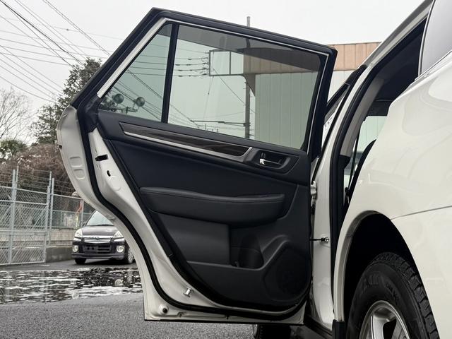 ���Ǝҗl�ւ̔̔��͂��f�肳���Ă��������܂��B�@�Ԍ������ԗ��̏ꍇ�́A�Ԍ����擾�������x�������z�ŕ\�����Ă���܂��B