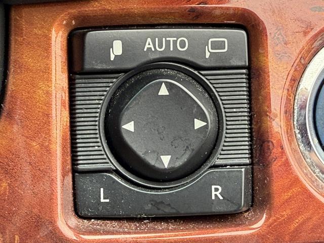 ���Ǝҗl�ւ̔̔��͂��f�肳���Ă��������܂��B�@�Ԍ������ԗ��̏ꍇ�́A�Ԍ����擾�������x�������z�ŕ\�����Ă���܂��B