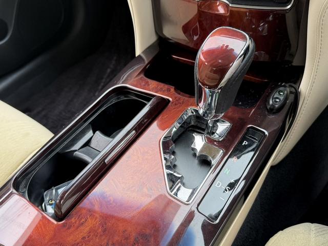 ���Ǝҗl�ւ̔̔��͂��f�肳���Ă��������܂��B�@�Ԍ������ԗ��̏ꍇ�́A�Ԍ����擾�������x�������z�ŕ\�����Ă���܂��B