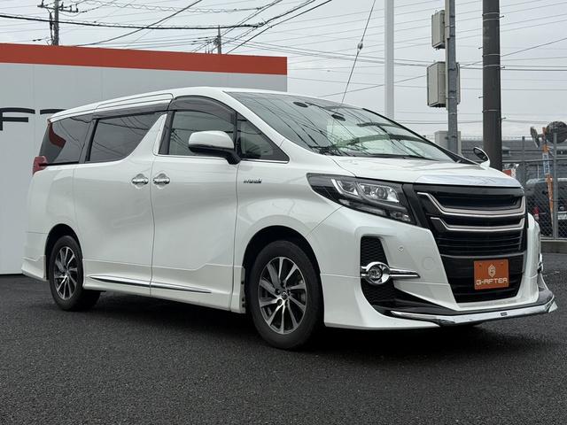 アルファードハイブリッド ＳＲ　Ｃパッケージ　禁煙車　モデリスタフルエアロ　Ｔ－ＣＯＮＮＥＣＴ対応純正９インチナビ　両側電動スライドドア　フルセグ　バックカメラ　電動リアゲート　クルーズコントロール　ＡＣ１００Ｖ電源　ステアリングヒーター（9枚目）