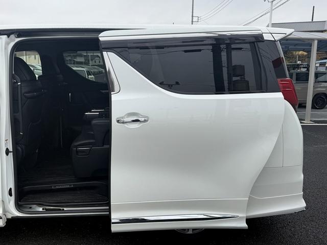 アルファードハイブリッド ＳＲ　Ｃパッケージ　禁煙車　モデリスタフルエアロ　Ｔ－ＣＯＮＮＥＣＴ対応純正９インチナビ　両側電動スライドドア　フルセグ　バックカメラ　電動リアゲート　クルーズコントロール　ＡＣ１００Ｖ電源　ステアリングヒーター（33枚目）