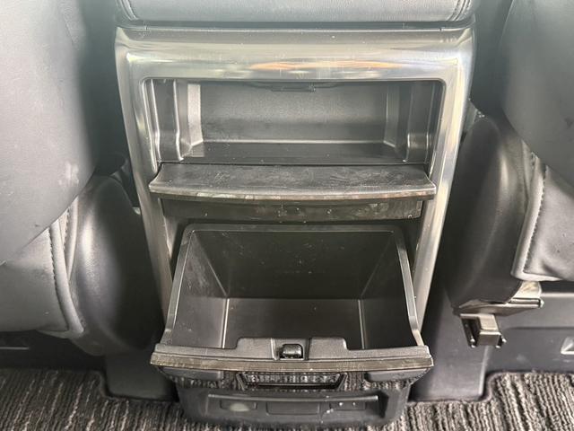 アルファードハイブリッド ＳＲ　Ｃパッケージ　禁煙車　モデリスタフルエアロ　Ｔ－ＣＯＮＮＥＣＴ対応純正９インチナビ　両側電動スライドドア　フルセグ　バックカメラ　電動リアゲート　クルーズコントロール　ＡＣ１００Ｖ電源　ステアリングヒーター（64枚目）