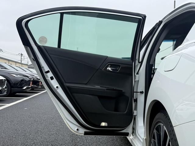 ���Ǝҗl�ւ̔̔��͂��f�肳���Ă��������܂��B�@�Ԍ������ԗ��̏ꍇ�́A�Ԍ����擾�������x�������z�ŕ\�����Ă���܂��B