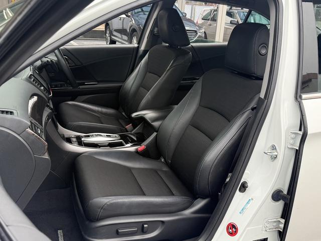 ���Ǝҗl�ւ̔̔��͂��f�肳���Ă��������܂��B�@�Ԍ������ԗ��̏ꍇ�́A�Ԍ����擾�������x�������z�ŕ\�����Ă���܂��B