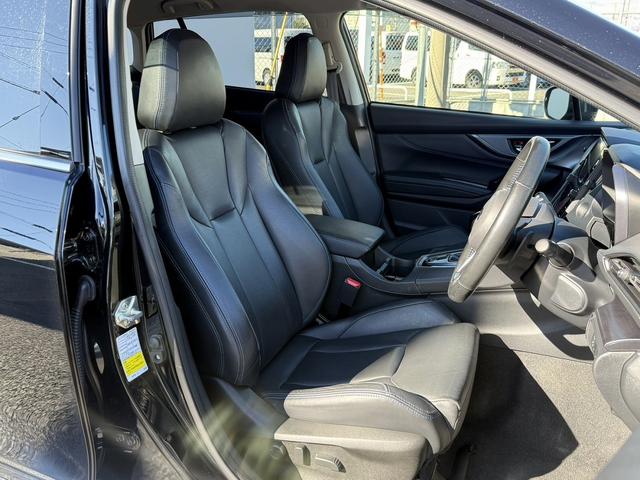 レヴォーグ ＧＴ－Ｈ　ＥＸ　禁煙車　黒革シート　純正１１．６インチナビ　フルセグ　フロント・サイド・バックカメラ　衝突軽減ブレーキ　シートヒーター　電動リアゲート　アダプティブクルーズコントロール　ビルドインＥＴＣ２．０（15枚目）