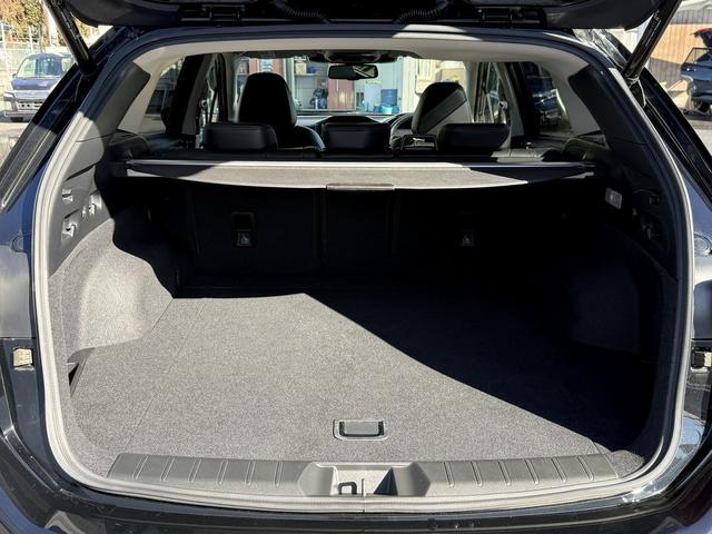 レヴォーグ ＧＴ－Ｈ　ＥＸ　禁煙車　黒革シート　純正１１．６インチナビ　フルセグ　フロント・サイド・バックカメラ　衝突軽減ブレーキ　シートヒーター　電動リアゲート　アダプティブクルーズコントロール　ビルドインＥＴＣ２．０（17枚目）