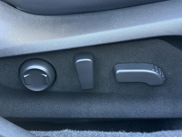 レヴォーグ ＧＴ－Ｈ　ＥＸ　禁煙車　黒革シート　純正１１．６インチナビ　フルセグ　フロント・サイド・バックカメラ　衝突軽減ブレーキ　シートヒーター　電動リアゲート　アダプティブクルーズコントロール　ビルドインＥＴＣ２．０（73枚目）