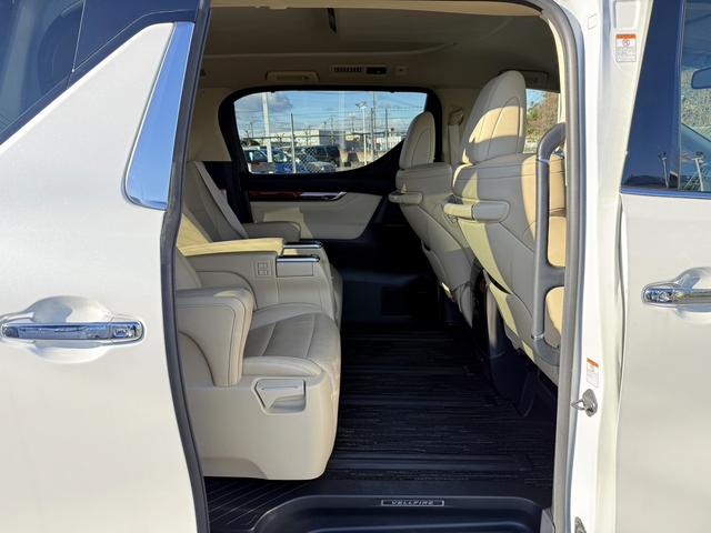 ���Ǝҗl�ւ̔̔��͂��f�肳���Ă��������܂��B�@�Ԍ������ԗ��̏ꍇ�́A�Ԍ����擾�������x�������z�ŕ\�����Ă���܂��B