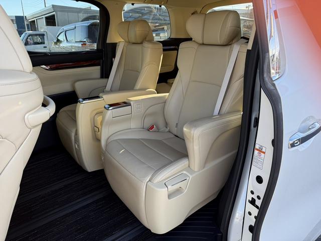 ���Ǝҗl�ւ̔̔��͂��f�肳���Ă��������܂��B�@�Ԍ������ԗ��̏ꍇ�́A�Ԍ����擾�������x�������z�ŕ\�����Ă���܂��B