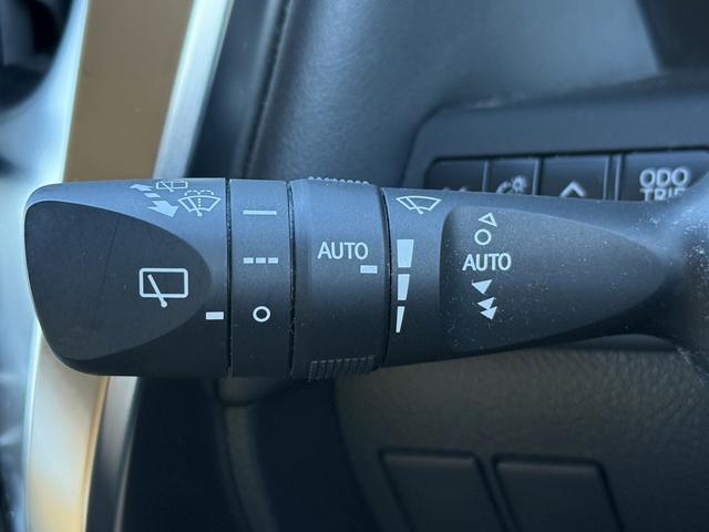 ���Ǝҗl�ւ̔̔��͂��f�肳���Ă��������܂��B�@�Ԍ������ԗ��̏ꍇ�́A�Ԍ����擾�������x�������z�ŕ\�����Ă���܂��B