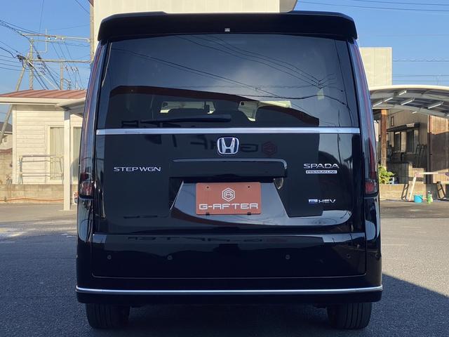 ステップワゴン ｅ：ＨＥＶスパーダ　プレミアムライン　禁煙車　７人乗り　純正１１．４インチナビ　ホンダセンシング　パワーバックドア　両側電動スライドドア　前席・２列目シートヒーター　マルチビューカメラ　１７インチ１０本スポークアルミホイール（10枚目）