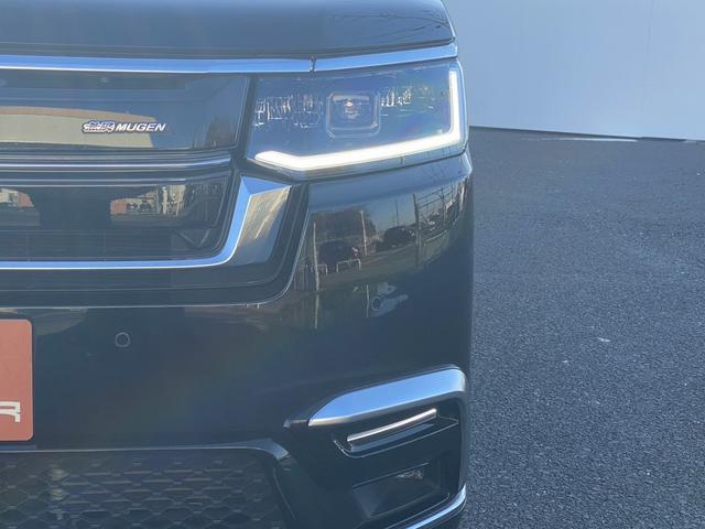 ステップワゴン ｅ：ＨＥＶスパーダ　プレミアムライン　禁煙車　７人乗り　純正１１．４インチナビ　ホンダセンシング　パワーバックドア　両側電動スライドドア　前席・２列目シートヒーター　マルチビューカメラ　１７インチ１０本スポークアルミホイール（25枚目）