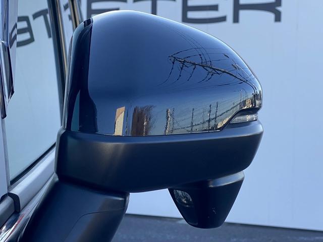 ステップワゴン ｅ：ＨＥＶスパーダ　プレミアムライン　禁煙車　７人乗り　純正１１．４インチナビ　ホンダセンシング　パワーバックドア　両側電動スライドドア　前席・２列目シートヒーター　マルチビューカメラ　１７インチ１０本スポークアルミホイール（28枚目）