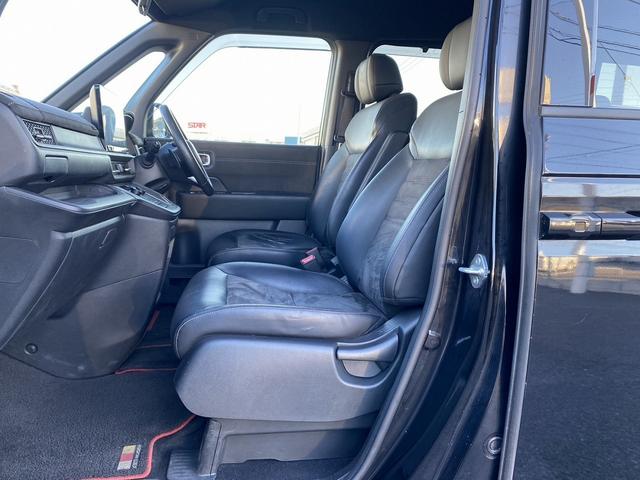 ステップワゴン ｅ：ＨＥＶスパーダ　プレミアムライン　禁煙車　７人乗り　純正１１．４インチナビ　ホンダセンシング　パワーバックドア　両側電動スライドドア　前席・２列目シートヒーター　マルチビューカメラ　１７インチ１０本スポークアルミホイール（45枚目）