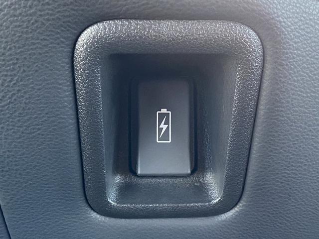 ステップワゴン ｅ：ＨＥＶスパーダ　プレミアムライン　禁煙車　７人乗り　純正１１．４インチナビ　ホンダセンシング　パワーバックドア　両側電動スライドドア　前席・２列目シートヒーター　マルチビューカメラ　１７インチ１０本スポークアルミホイール（49枚目）