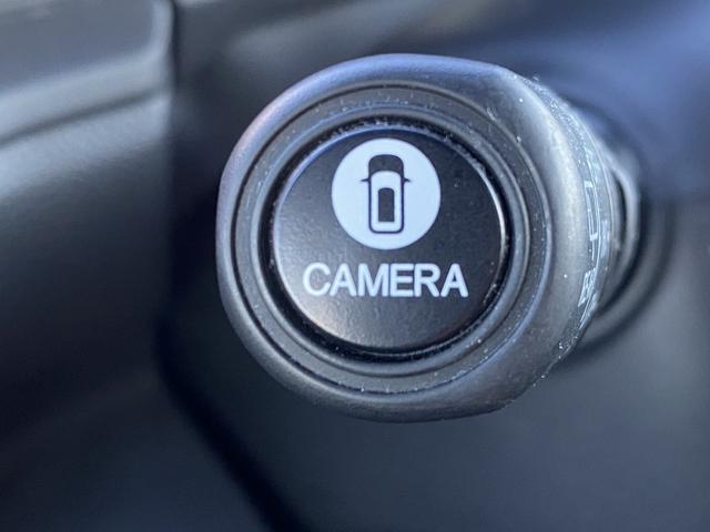 ステップワゴン ｅ：ＨＥＶスパーダ　プレミアムライン　禁煙車　７人乗り　純正１１．４インチナビ　ホンダセンシング　パワーバックドア　両側電動スライドドア　前席・２列目シートヒーター　マルチビューカメラ　１７インチ１０本スポークアルミホイール（61枚目）