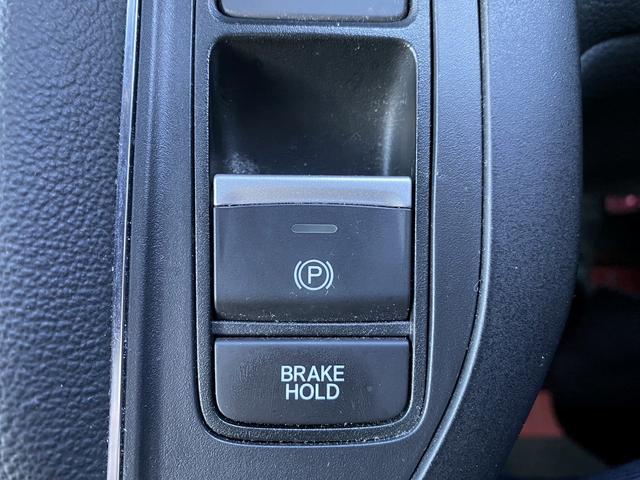 ステップワゴン ｅ：ＨＥＶスパーダ　プレミアムライン　禁煙車　７人乗り　純正１１．４インチナビ　ホンダセンシング　パワーバックドア　両側電動スライドドア　前席・２列目シートヒーター　マルチビューカメラ　１７インチ１０本スポークアルミホイール（67枚目）