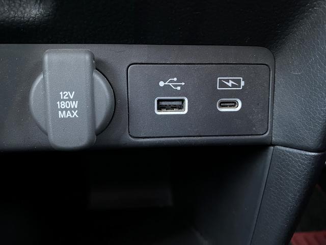 ステップワゴン ｅ：ＨＥＶスパーダ　プレミアムライン　禁煙車　７人乗り　純正１１．４インチナビ　ホンダセンシング　パワーバックドア　両側電動スライドドア　前席・２列目シートヒーター　マルチビューカメラ　１７インチ１０本スポークアルミホイール（72枚目）