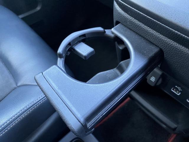 ステップワゴン ｅ：ＨＥＶスパーダ　プレミアムライン　禁煙車　７人乗り　純正１１．４インチナビ　ホンダセンシング　パワーバックドア　両側電動スライドドア　前席・２列目シートヒーター　マルチビューカメラ　１７インチ１０本スポークアルミホイール（74枚目）